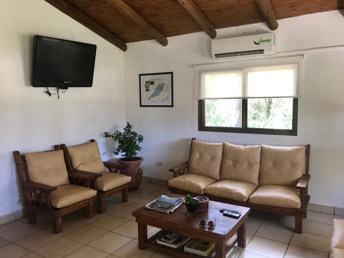 Posada Che Teindy Colonia Carlos Pellegrini  Exteriör bild